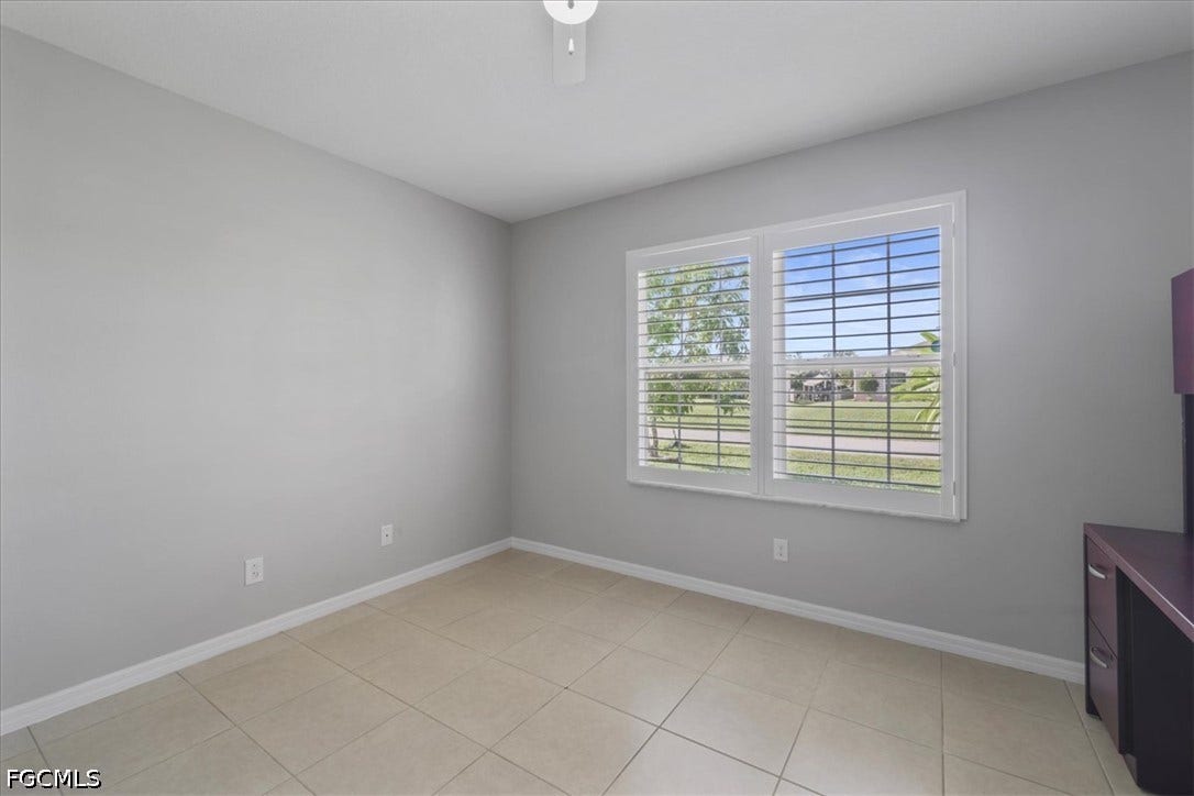 529 SW 26th Terrace, Cape Coral, FL 33914 529 SW 26th Terrace, Cape Coral, FL 33914