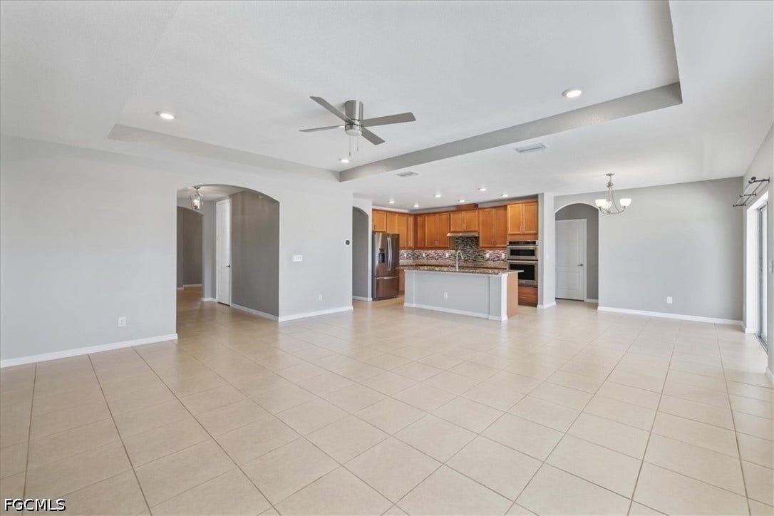529 SW 26th Terrace, Cape Coral, FL 33914 529 SW 26th Terrace, Cape Coral, FL 33914
