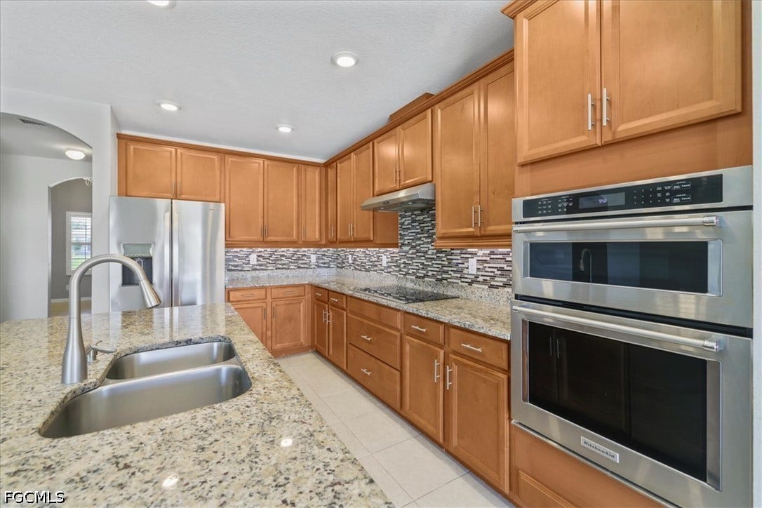 529 SW 26th Terrace, Cape Coral, FL 33914 529 SW 26th Terrace, Cape Coral, FL 33914
