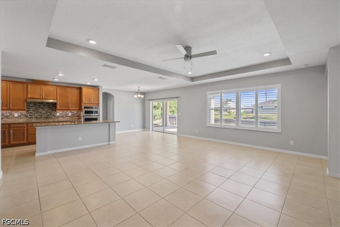 529 SW 26th Terrace, Cape Coral, FL 33914 529 SW 26th Terrace, Cape Coral, FL 33914