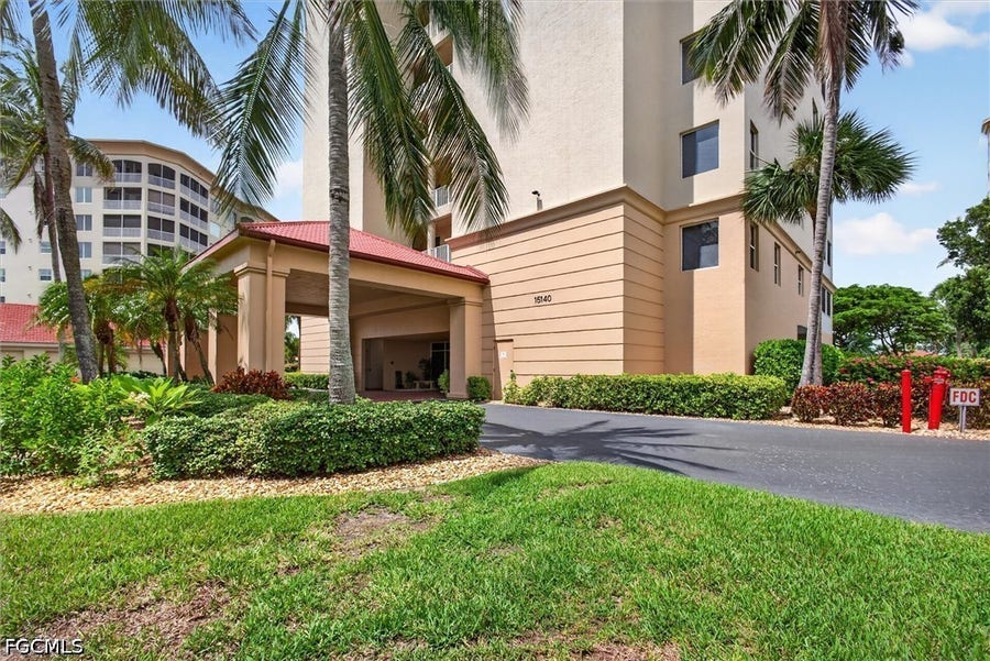 Property photo for 15140 Harbour Isle Drive, #301, Fort Myers, FL
