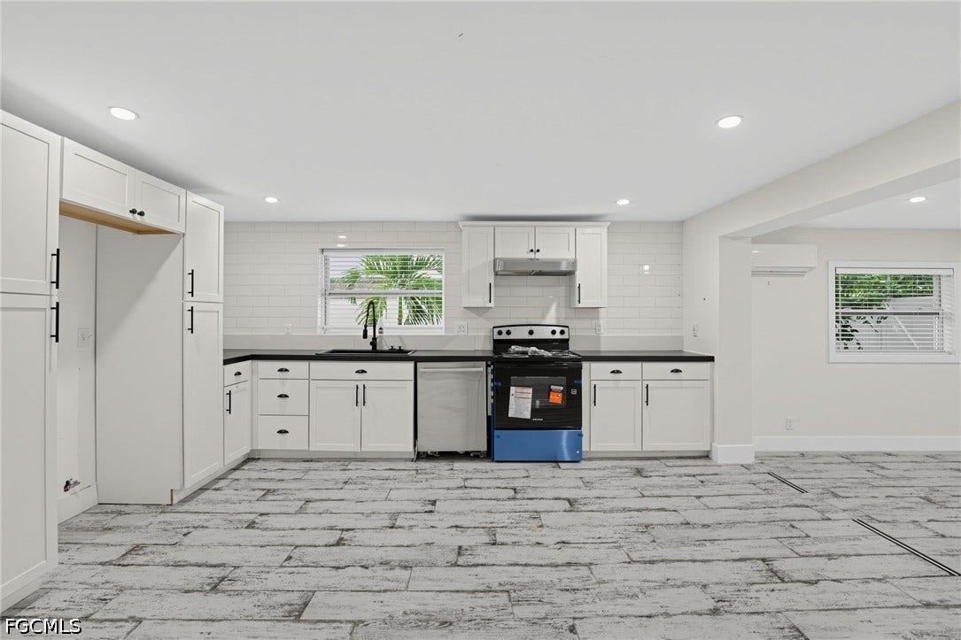 24519 Dolphin Street, Bonita Springs, FL 34134 24519 Dolphin Street, Bonita Springs, FL 34134