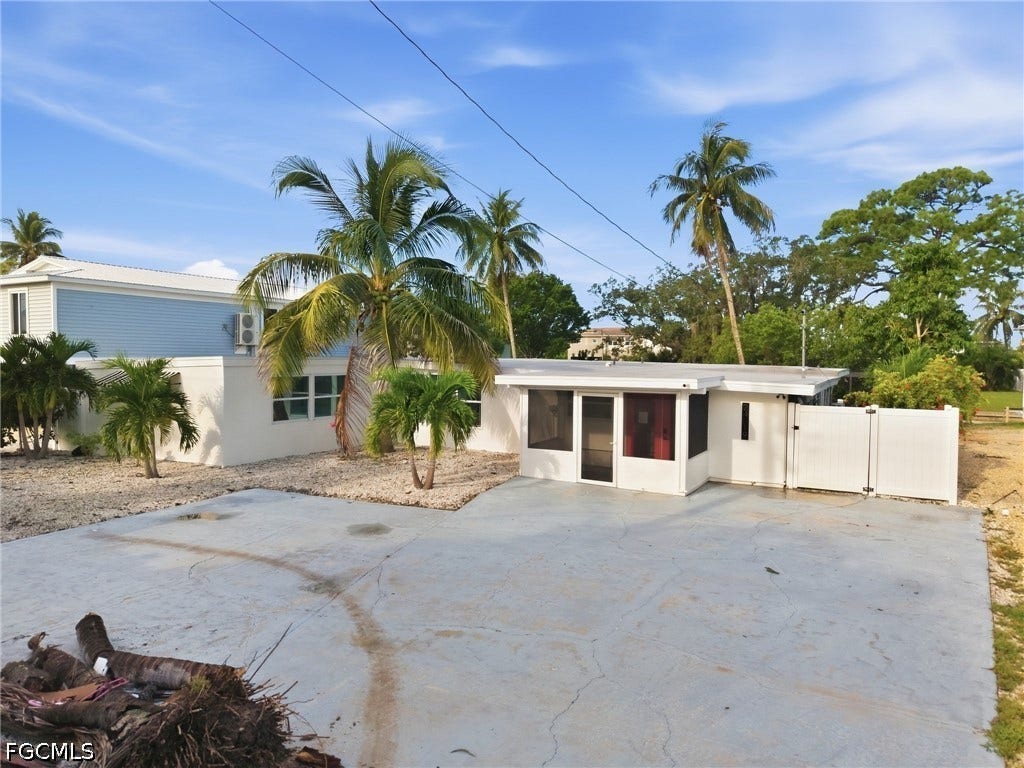 24519 Dolphin Street, Bonita Springs, FL 34134 24519 Dolphin Street, Bonita Springs, FL 34134