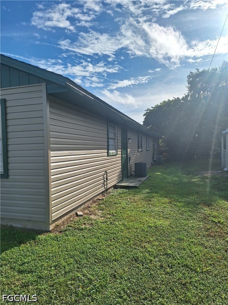 5507/5509 6th Avenue, Fort Myers, FL 33907
