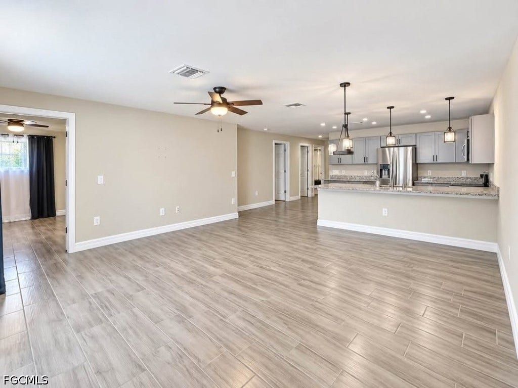 7360/7364 Carrier Road, Fort Myers, FL 33967
