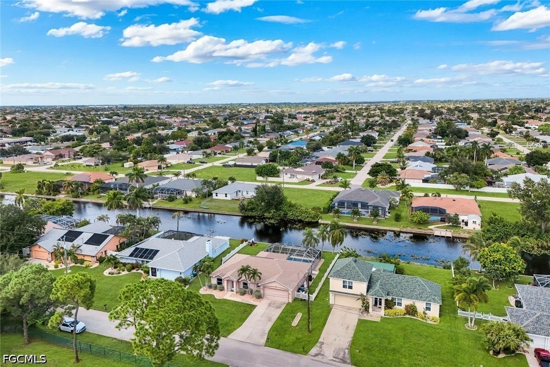 615 SW 39th Terrace, Cape Coral, FL 33914 615 SW 39th Terrace, Cape Coral, FL 33914