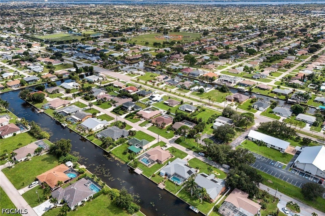 615 SW 39th Terrace, Cape Coral, FL 33914 615 SW 39th Terrace, Cape Coral, FL 33914
