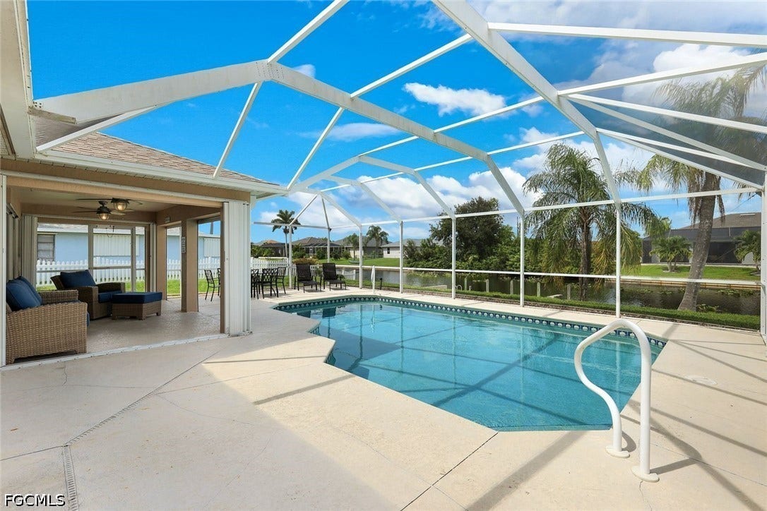 615 SW 39th Terrace, Cape Coral, FL 33914 615 SW 39th Terrace, Cape Coral, FL 33914