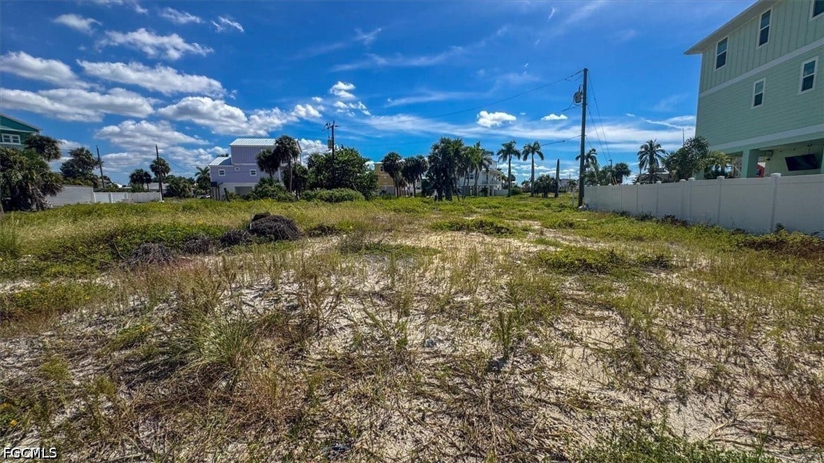 100/104 Jefferson Street, Fort Myers Beach, FL 33931 100/104 Jefferson Street, Fort Myers Beach, FL 33931