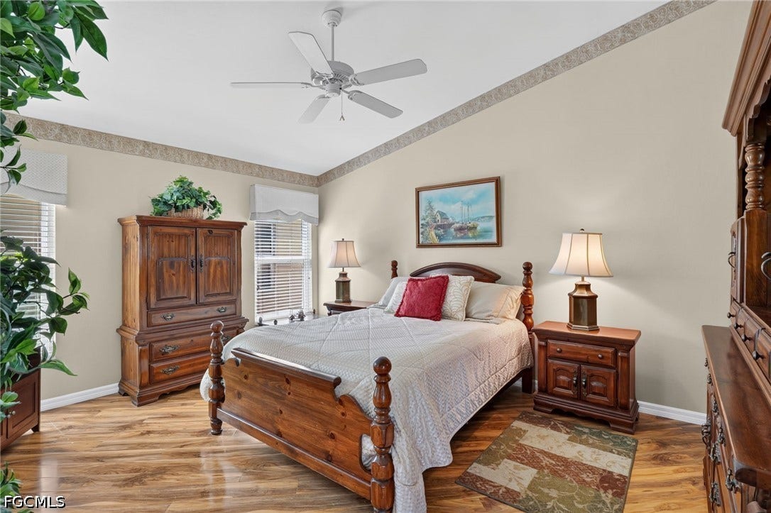 Queen size bed