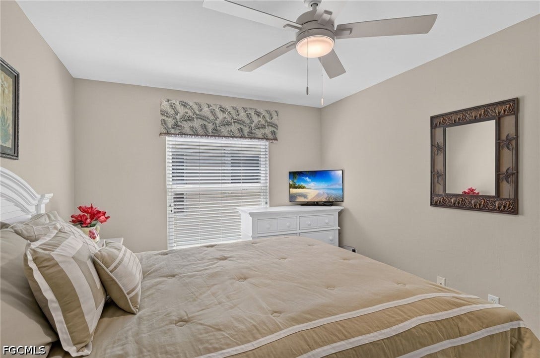 Queen size bed
