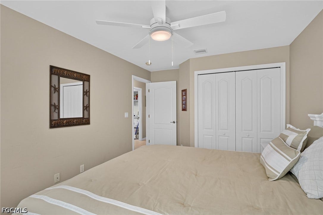 Queen size bed