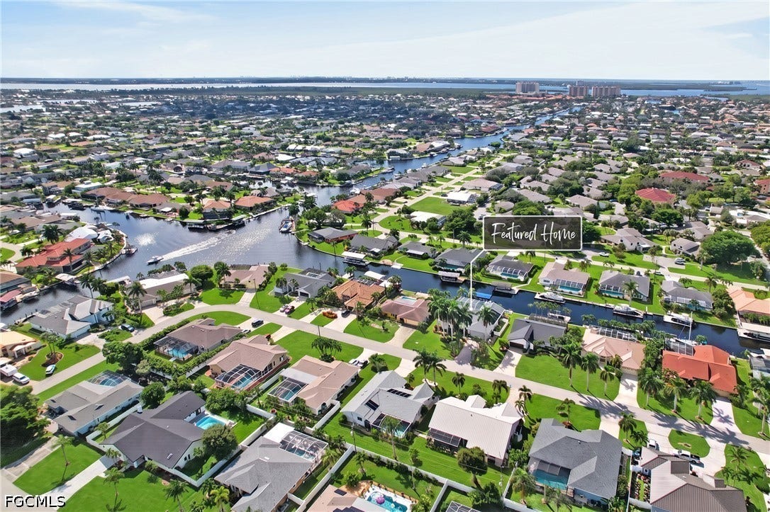 1416 SW 49th Terrace, Cape Coral, FL 33914 10 minutes to open water
