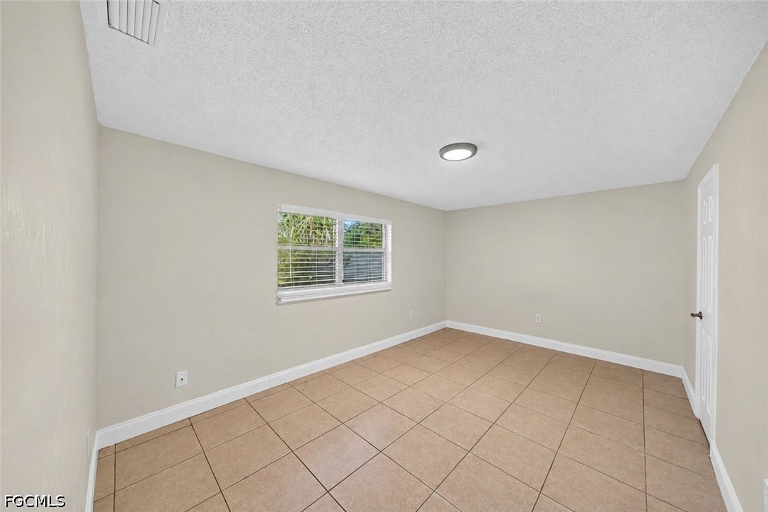 1512/1514 Oak Drive, Fort Myers, FL 33907 1512/1514 Oak Drive, Fort Myers, FL 33907