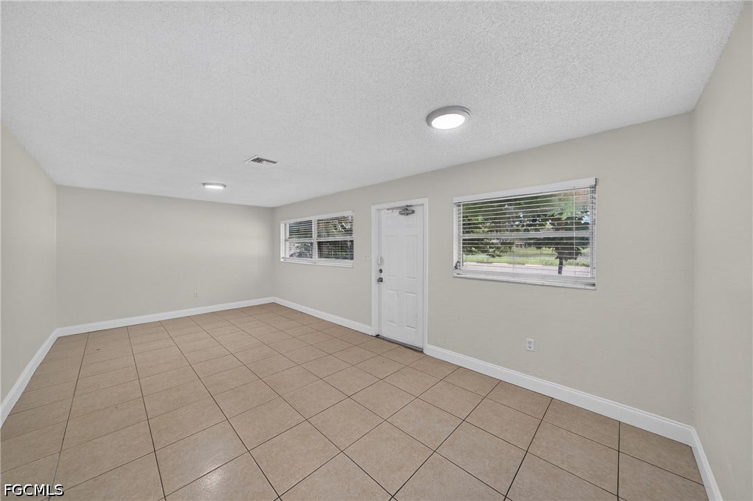1512/1514 Oak Drive, Fort Myers, FL 33907 1512/1514 Oak Drive, Fort Myers, FL 33907