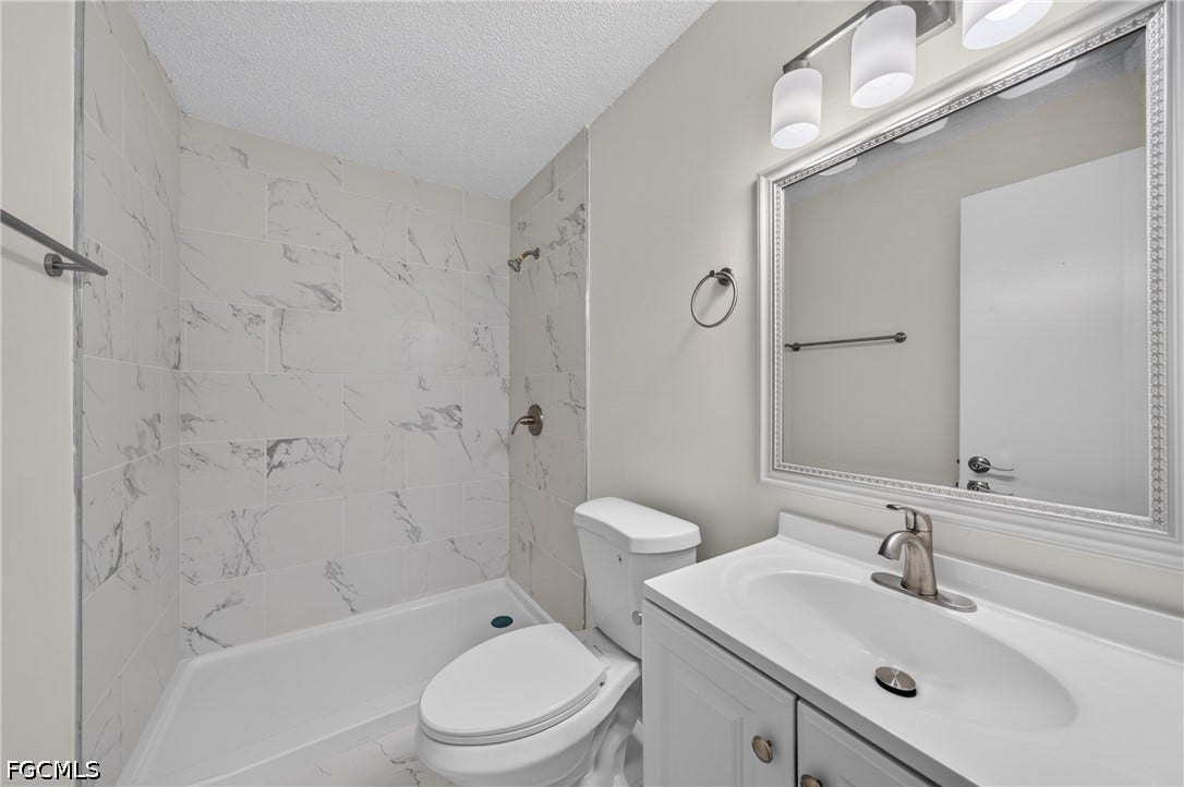 1512/1514 Oak Drive, Fort Myers, FL 33907 1512/1514 Oak Drive, Fort Myers, FL 33907
