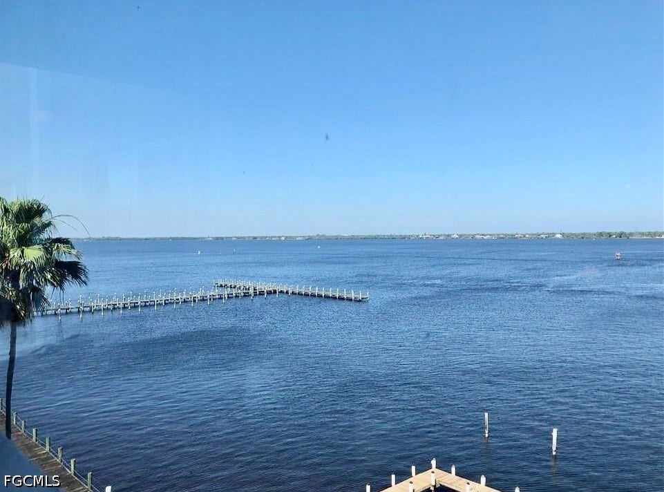 1900 Clifford Street, #204, Fort Myers, FL 33901 1900 Clifford Street, #204, Fort Myers, FL 33901