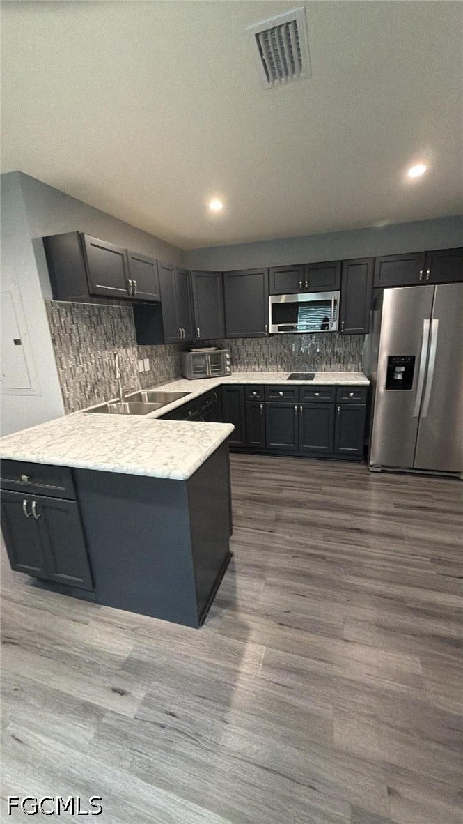 130 NE 10th Place, Cape Coral, FL 33909