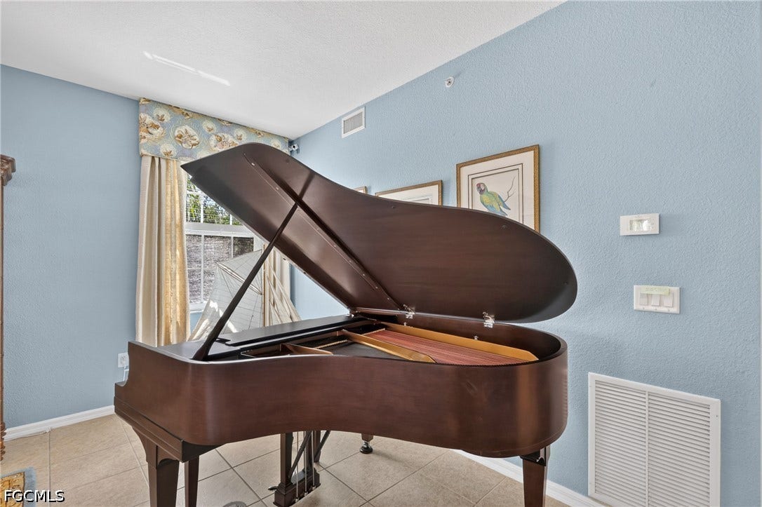1121 Van Loon Commons Circle, #205, Cape Coral, FL 33909 1121 Van Loon Commons Circle, #205, Cape Coral, FL 33909