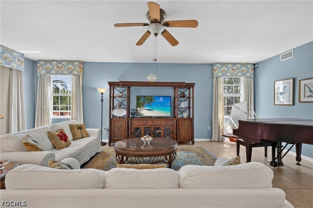 1121 Van Loon Commons Circle, #205, Cape Coral, FL 33909 1121 Van Loon Commons Circle, #205, Cape Coral, FL 33909