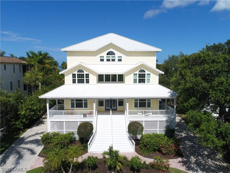 Property photo for 193 Topanga Drive, Bonita Springs, FL