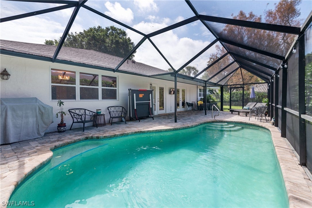 237 Burning Tree Drive, Naples, FL 34105