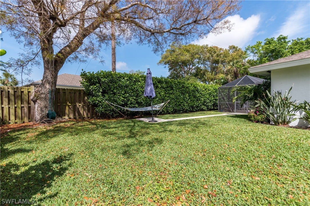 237 Burning Tree Drive, Naples, FL 34105