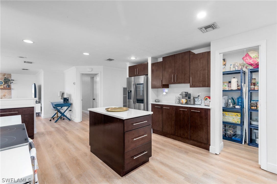 237 Burning Tree Drive, Naples, FL 34105