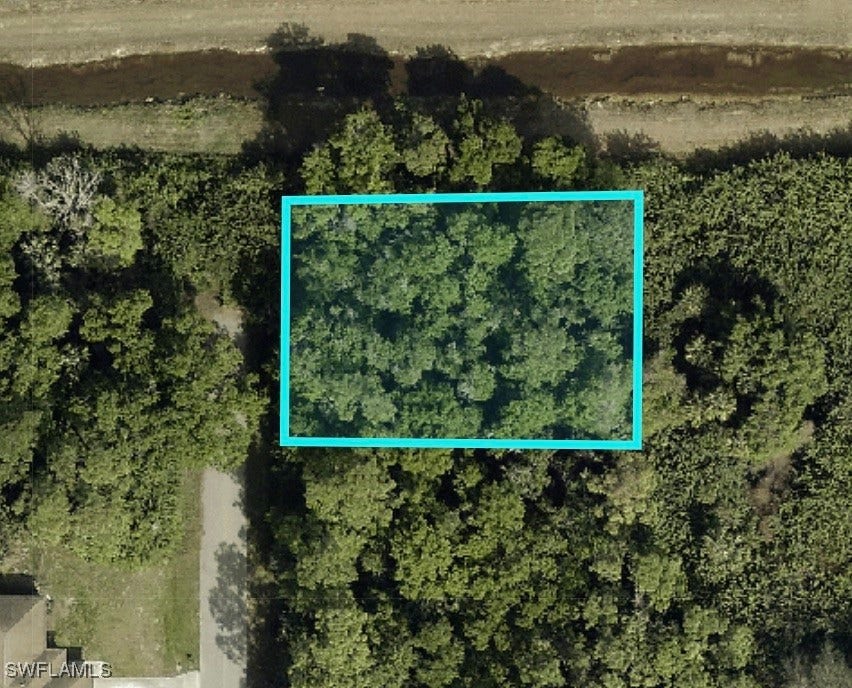 Property photo for 4606 Queen Avenue N, Lehigh Acres, FL