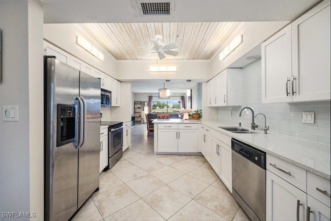 6025 Chardonnay Lane, #103, Naples, FL 34119 6025 Chardonnay Lane, #103, Naples, FL 34119