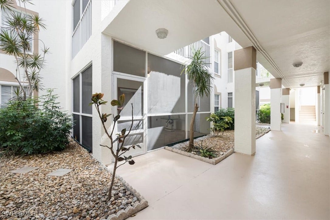 6025 Chardonnay Lane, #103, Naples, FL 34119 6025 Chardonnay Lane, #103, Naples, FL 34119