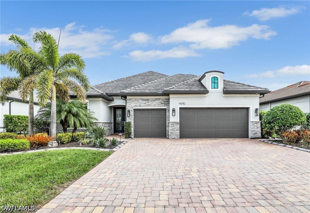 14382 Pine Hollow Drive, Estero, FL 33928