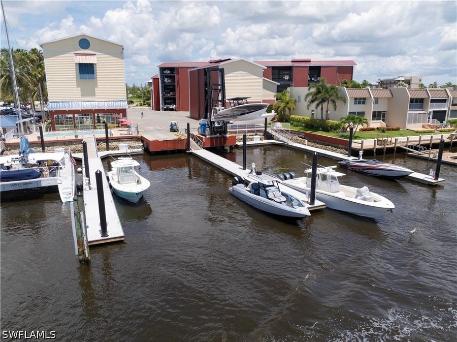 Property photo for 750 RIVER POINT   B3-07 Drive, Naples, FL