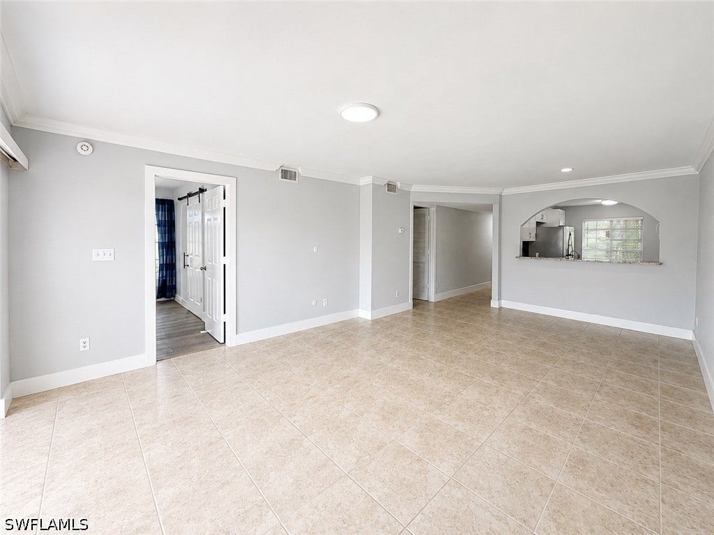 534 Augusta Boulevard, #E104, Naples, FL 34113