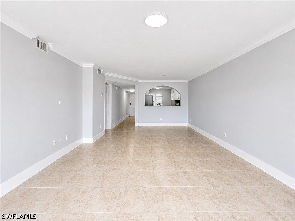 534 Augusta Boulevard, #E104, Naples, FL 34113