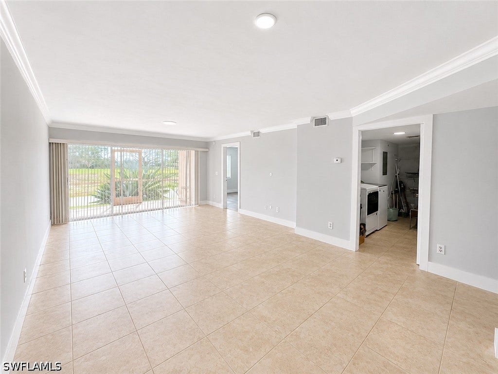 534 Augusta Boulevard, #E104, Naples, FL 34113