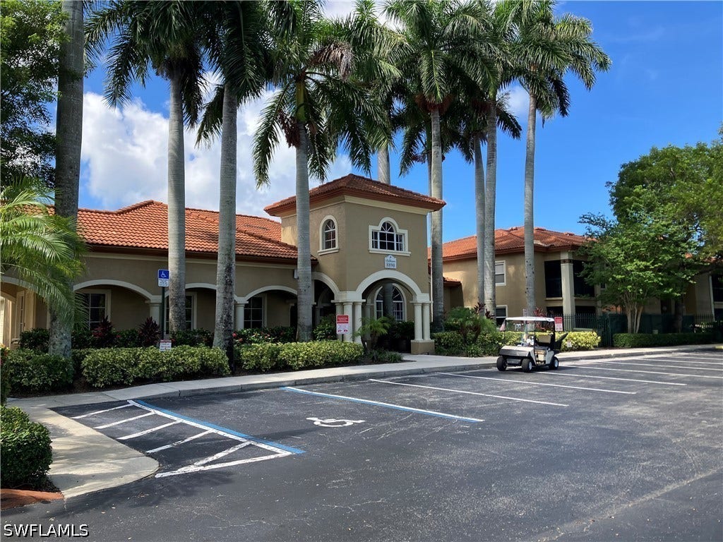 8920 Colonnades Court E, #516, Bonita Springs, FL 34135 THE MAIN CLUBHOUSE