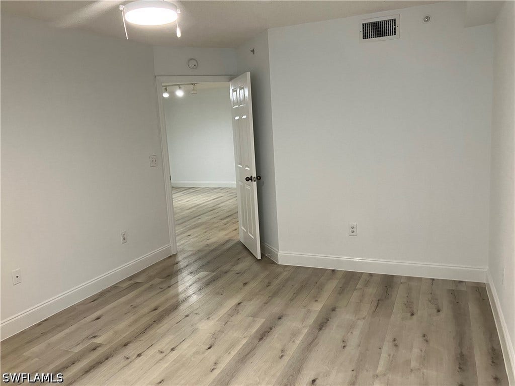 8920 Colonnades Court E, #516, Bonita Springs, FL 34135 TOTALLY REPAINTED !
