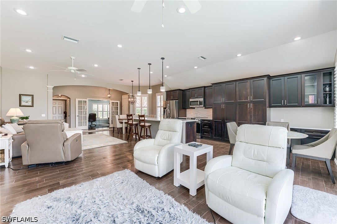 9053 Spring Run Boulevard, Estero, FL 34135
