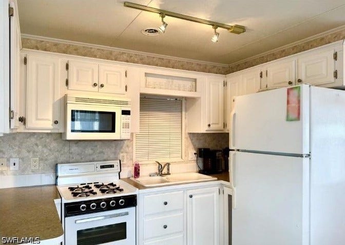 458 Vanda Sanctuary, Naples, FL 34114