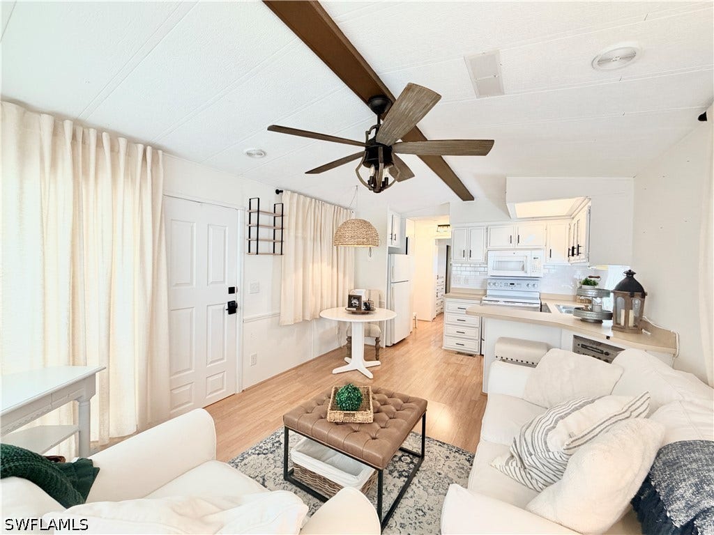 4520 Robert E Lee Boulevard E, Estero, FL 33928