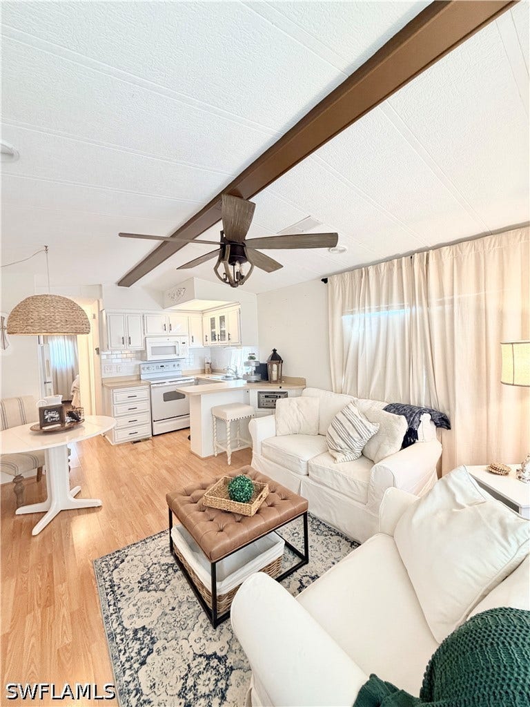 4520 Robert E Lee Boulevard E, Estero, FL 33928