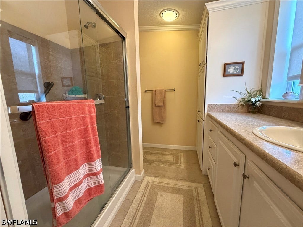 4521 Sawmill Drive E, Estero, FL 33928