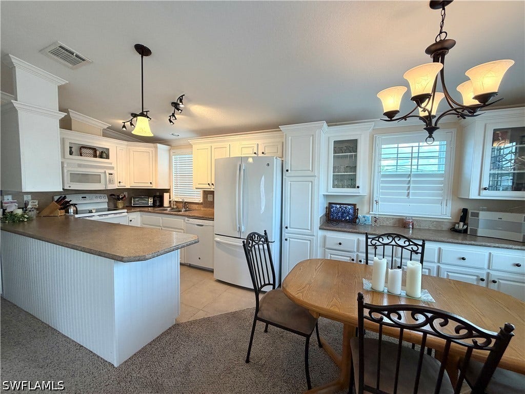 4521 Sawmill Drive E, Estero, FL 33928