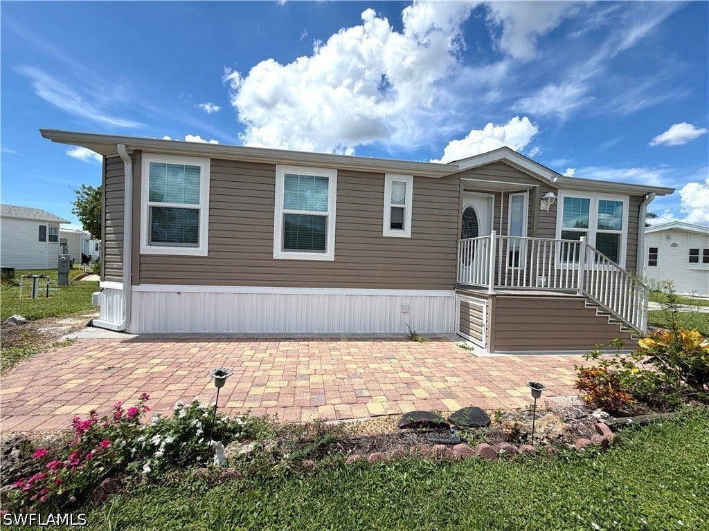 4521 Sawmill Drive E, Estero, FL 33928