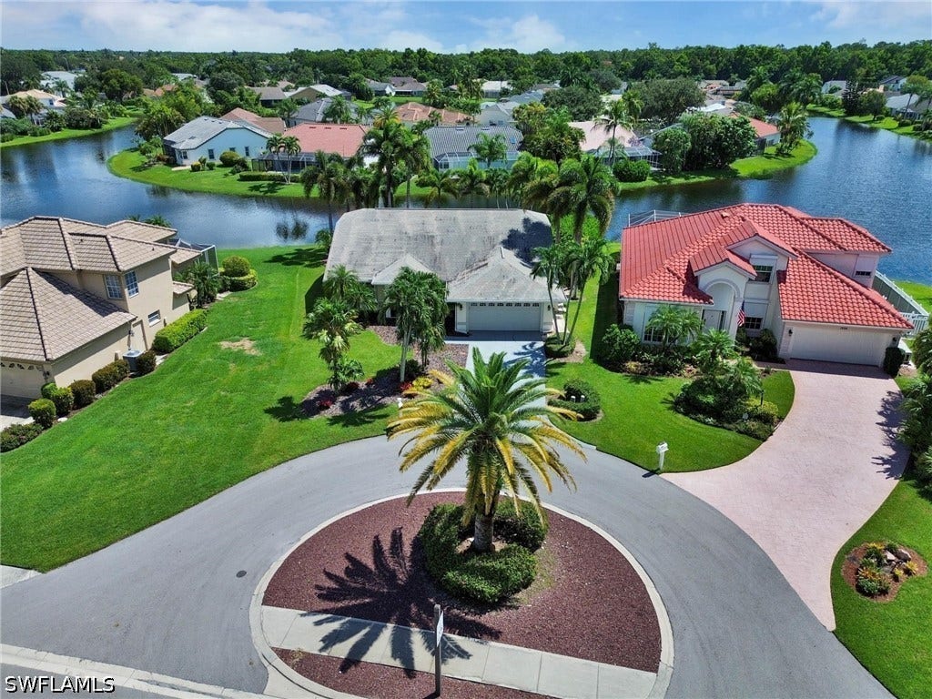 1982 E Crown Pointe Boulevard, Naples, FL 34112