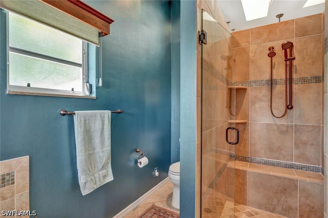 1982 E Crown Pointe Boulevard, Naples, FL 34112
