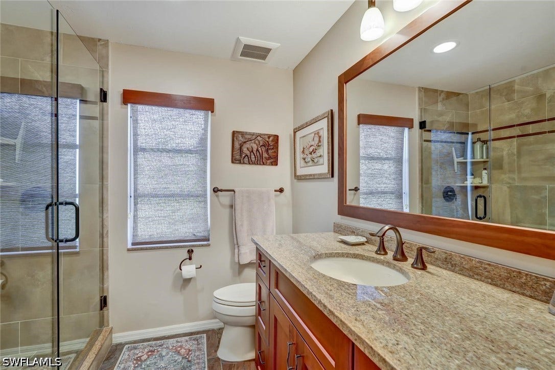 1982 E Crown Pointe Boulevard, Naples, FL 34112