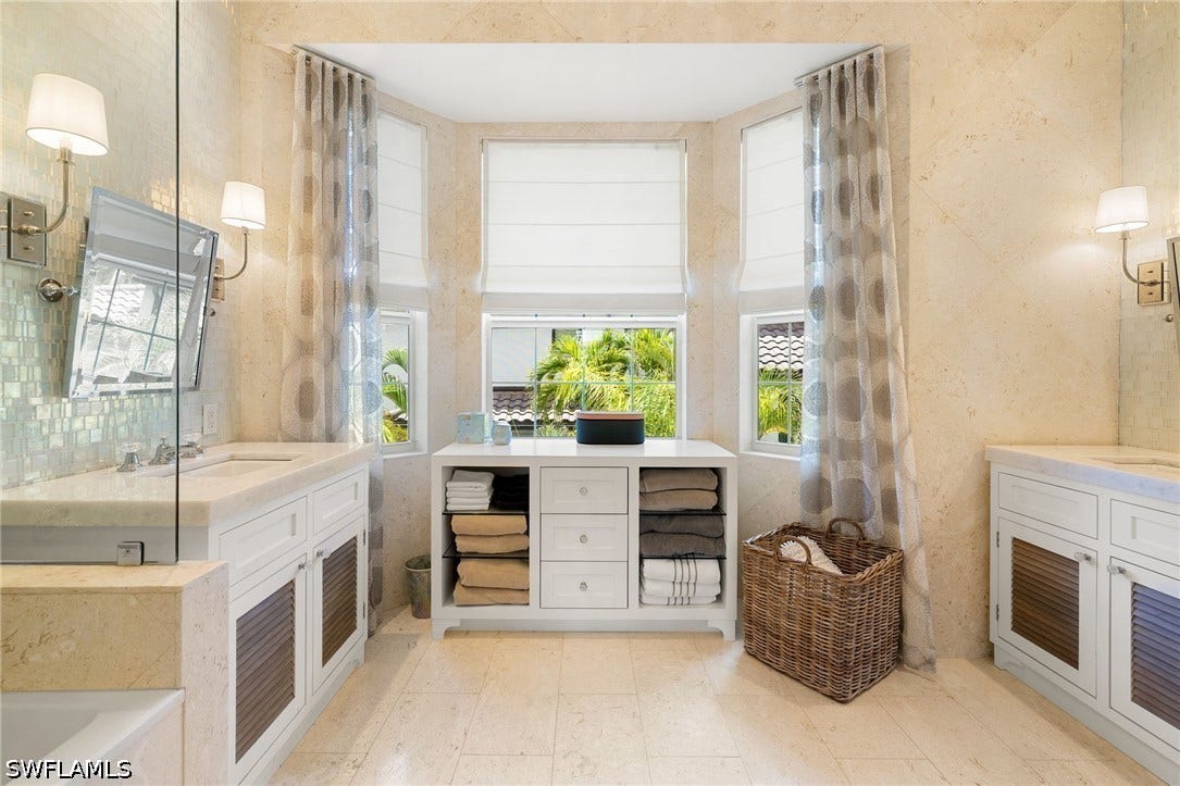 510 2nd Street S, #102, Naples, FL 34102 Primary Bath/Dual Vanity Sinks
