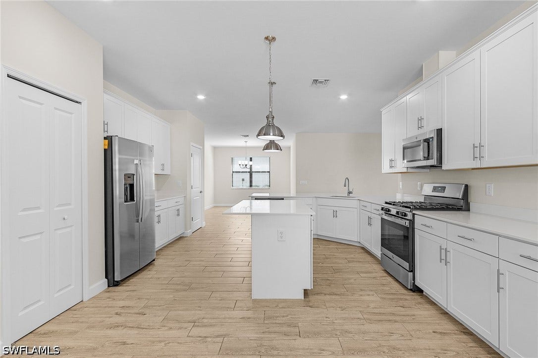 20092 Napa Loop, Estero, FL 33928